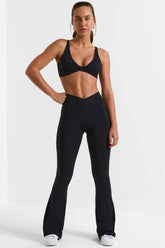 Soft Active V-Waist Pocket Flared Leggings in Black