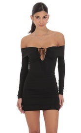 Plunge Off Shoulder Bodycon Dress in Black