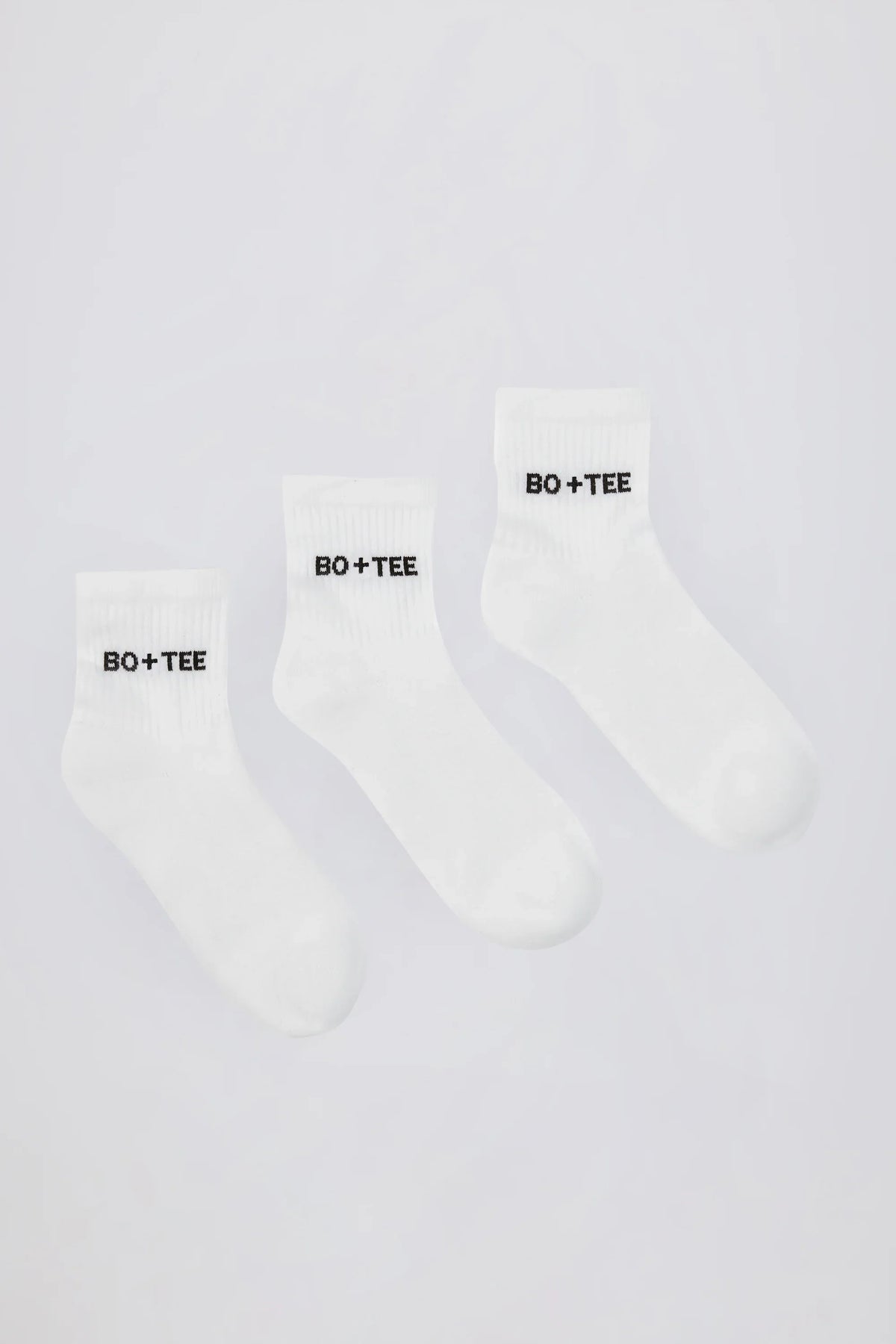 Ribbed Crew Sock Bundle in White