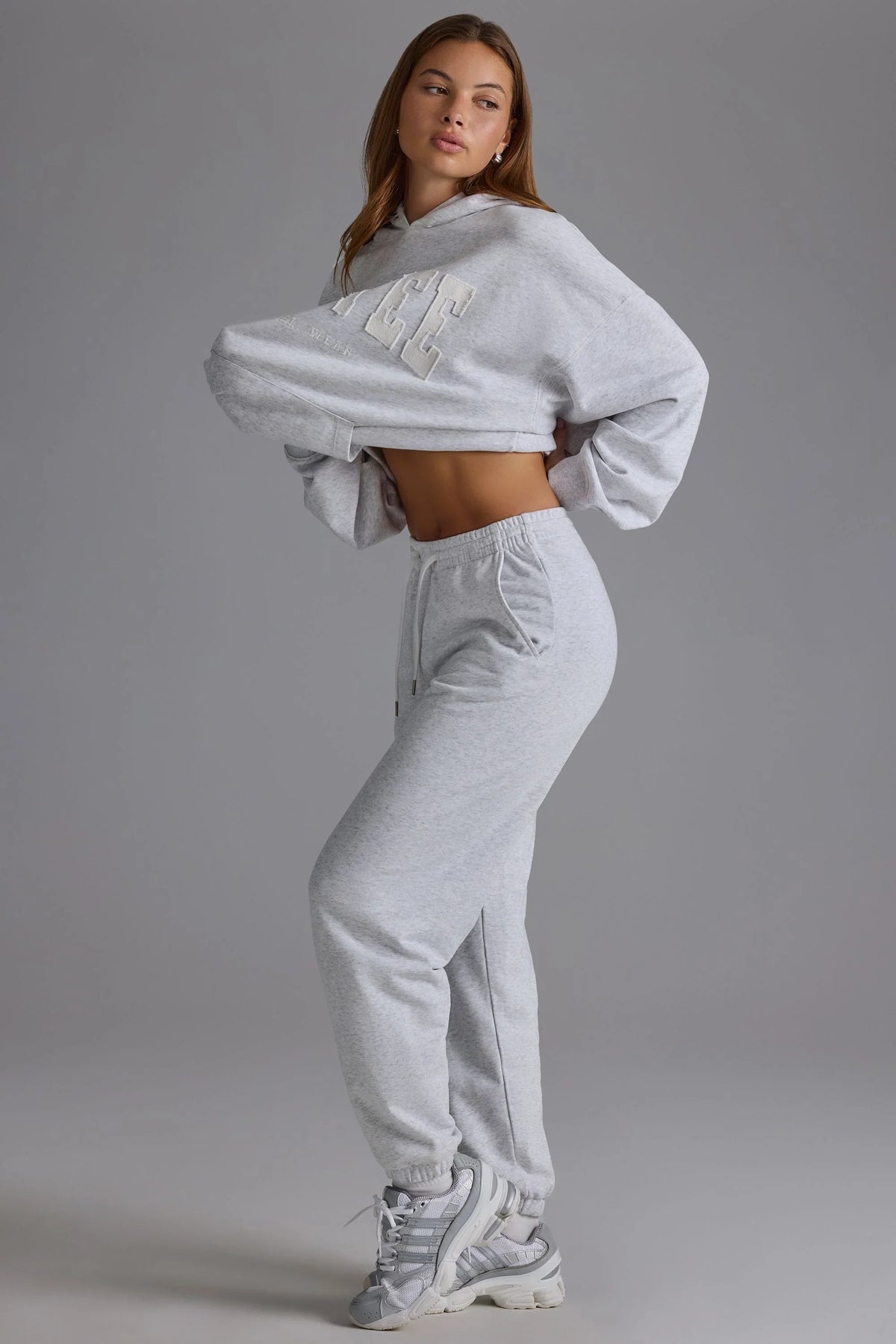 Soft Cotton Jersey Relaxed Mid-Rise Joggers in Grey Marl
